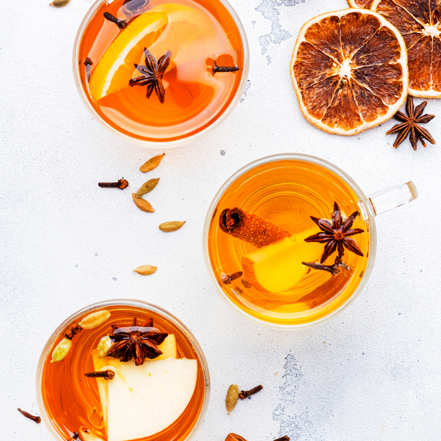 Load image into Gallery viewer, Get Cozy with Hive Craft&amp;#39;s Hot Toddy: Your Warm Winter Companion
